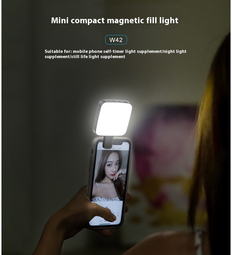 W42 Fill-in Light Mini Magnetic